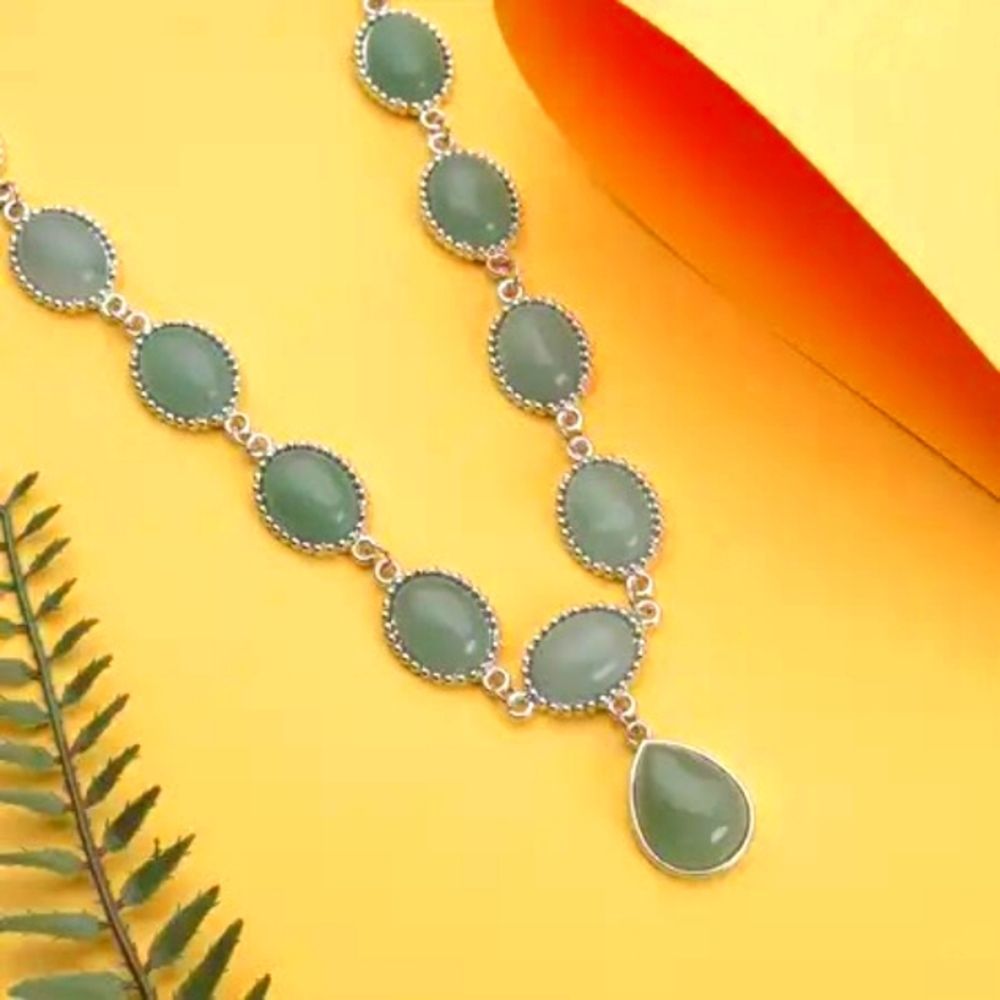 Green Adventurine Gemstone Pendant Necklace
